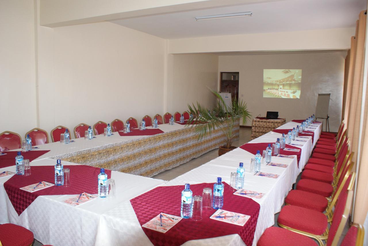 Meru Slopes Hotel Экстерьер фото